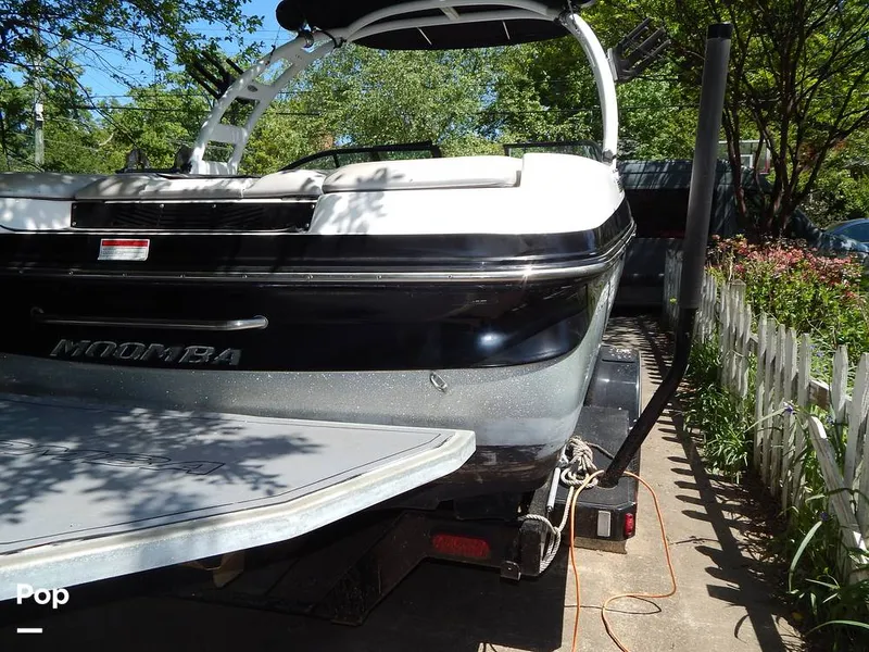 Slide: The Image of Moomba MOBIUS LSV 2014 - 16366294