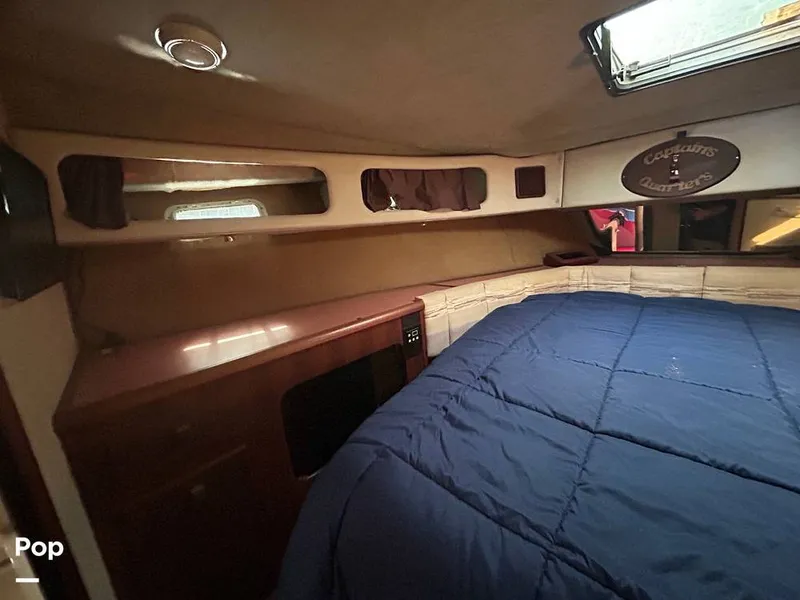 Slide: The Image of Bayliner Motoryacht 3870 1987 - 16322661