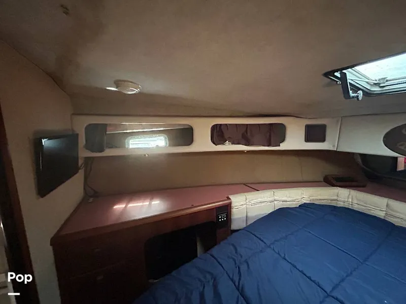 Slide: The Image of Bayliner Motoryacht 3870 1987 - 16322663