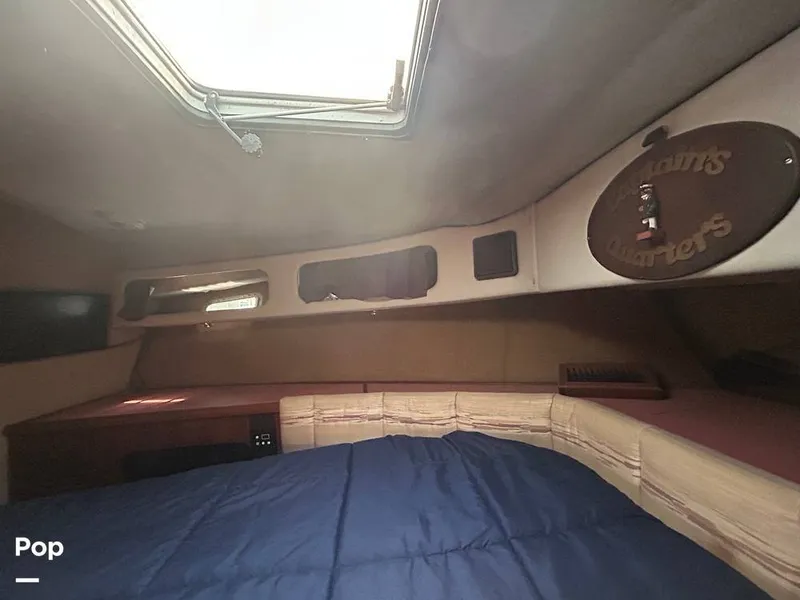 Slide: The Image of Bayliner Motoryacht 3870 1987 - 16322667