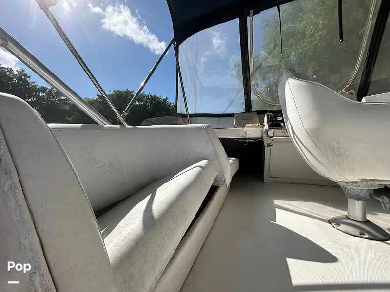 Slide: The Image of Bayliner Motoryacht 3870 1987 - 16322676