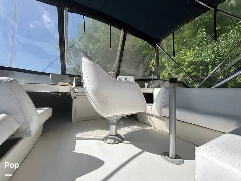 Slide: The Image of Bayliner Motoryacht 3870 1987 - 16322677