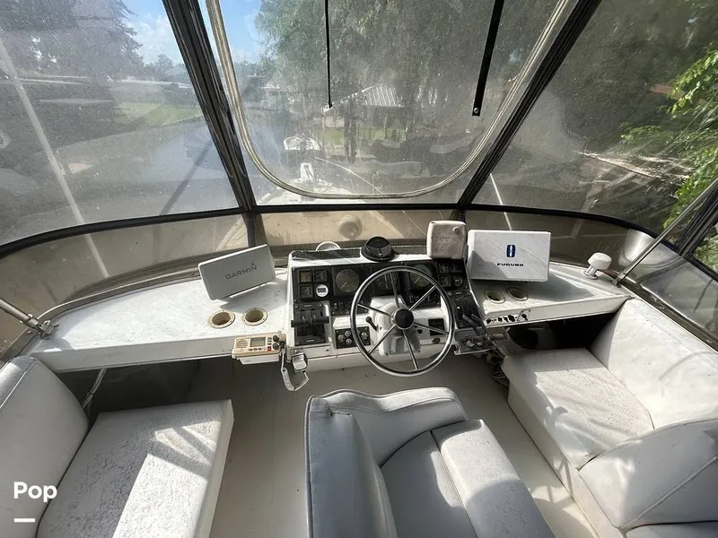 Slide: The Image of Bayliner Motoryacht 3870 1987 - 16322681