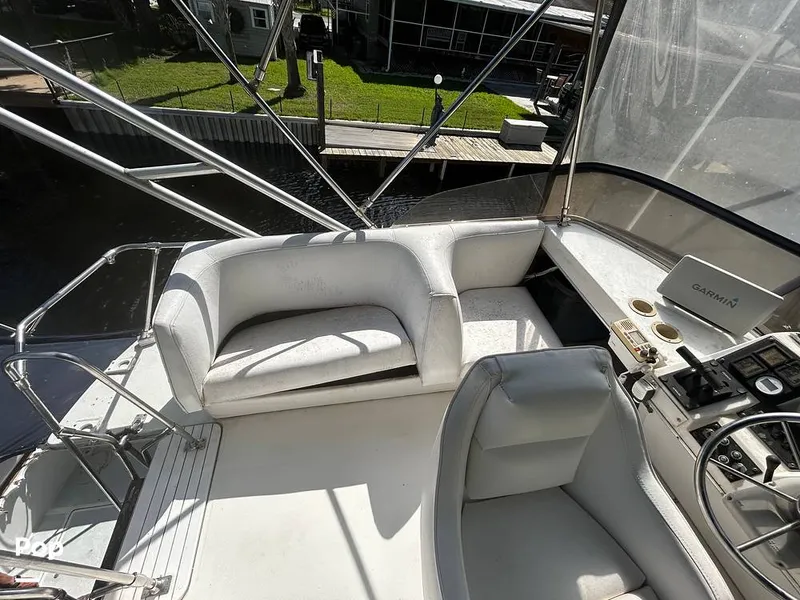 Slide: The Image of Bayliner Motoryacht 3870 1987 - 16322682