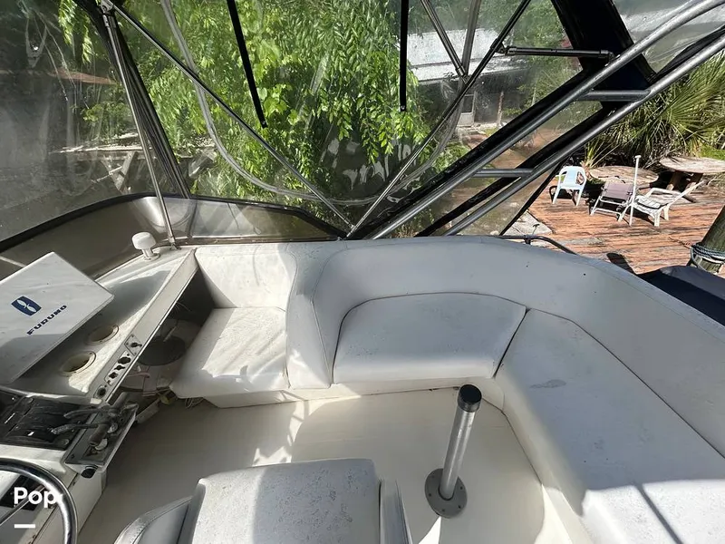 Slide: The Image of Bayliner Motoryacht 3870 1987 - 16322683