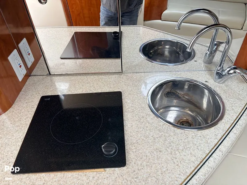 Slide: The Image of Galley Sink/stove - 16352381