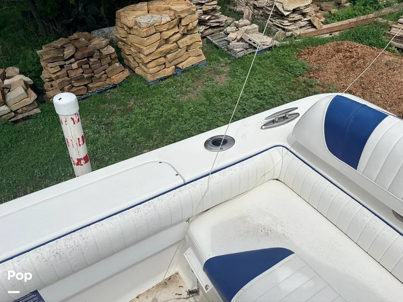 Slide: The Image of Cleat-pull Up - 16352436