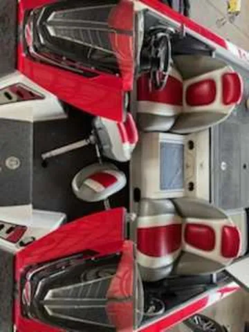 Slide: The Image of RANGER Z520C 2013 - 8