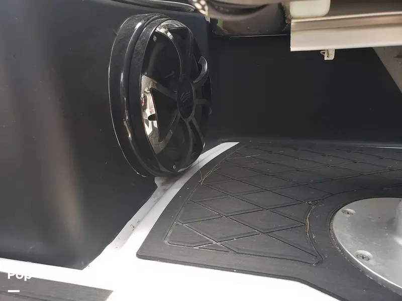 Slide: The Image of Yamaha 275SE 2022 - 16369650