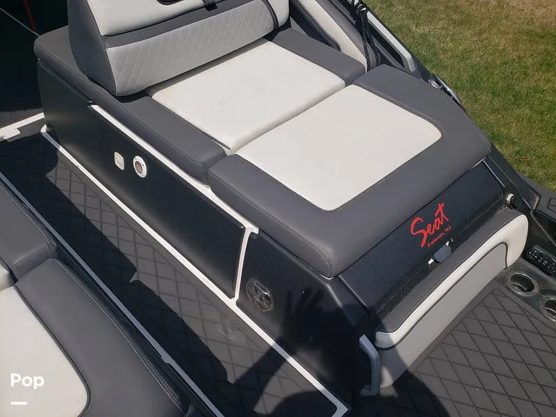 Slide: The Image of Yamaha 275SE 2022 - 16369538
