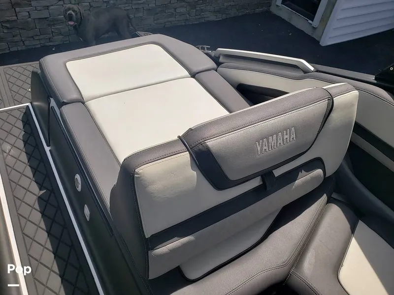 Slide: The Image of Yamaha 275SE 2022 - 16369540