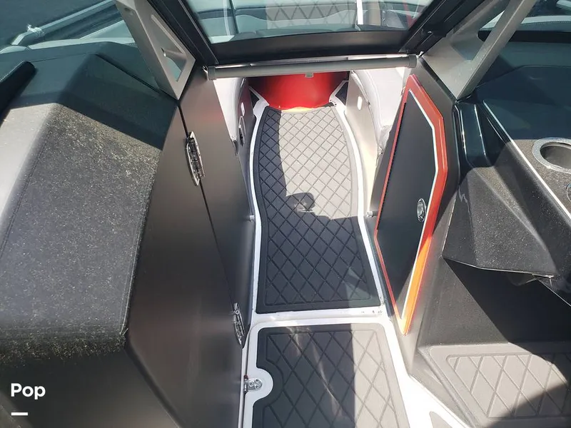 Slide: The Image of Yamaha 275SE 2022 - 16369570