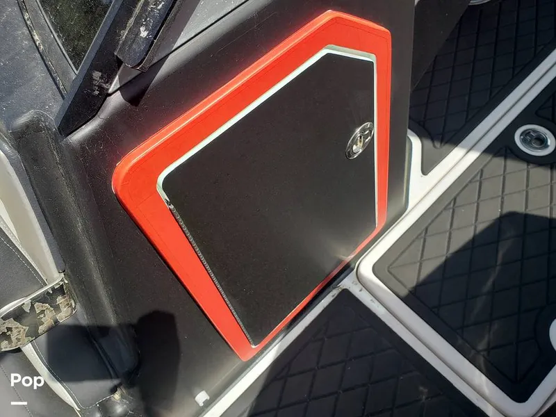 Slide: The Image of Yamaha 275SE 2022 - 16369588