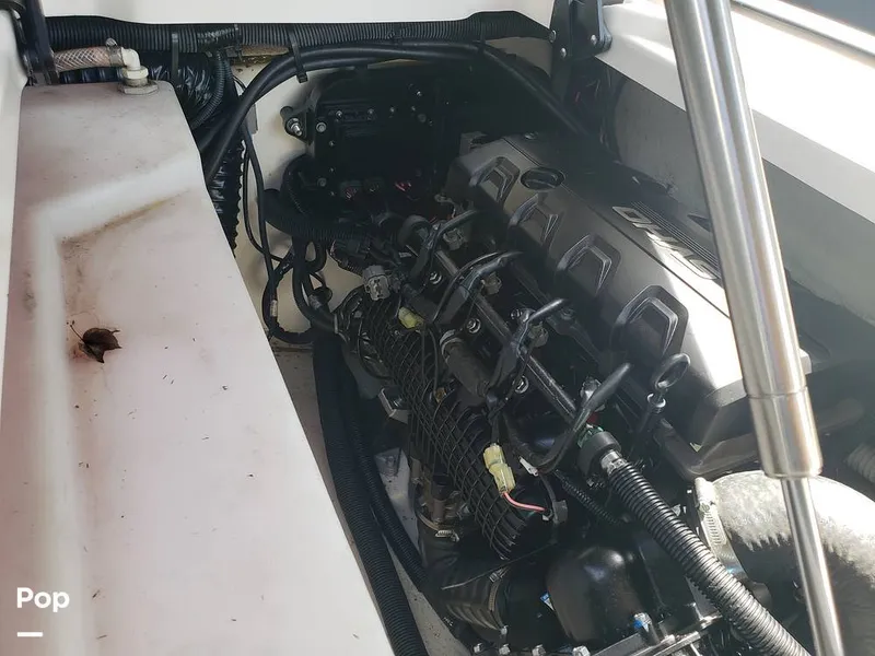Slide: The Image of Yamaha 275SE 2022 - 16369614