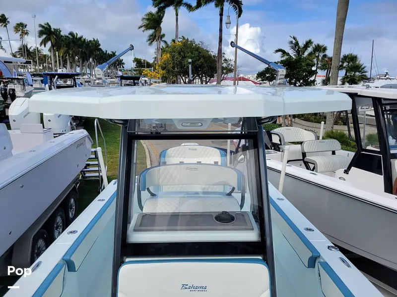 Slide: The Image of Custom Hardtop, Gemlux Carbon Fiber Outriggers - 16310424