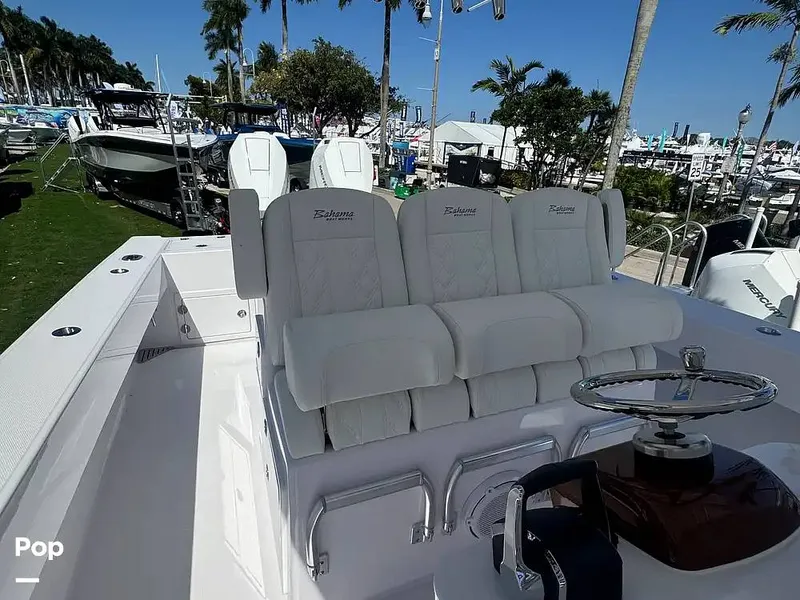 Slide: The Image of Bahama 35 CC 2027 - 16303483