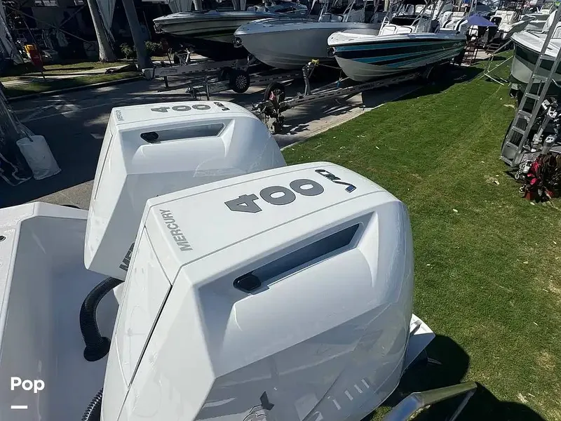 Slide: The Image of Bahama 35 CC 2027 - 16303507