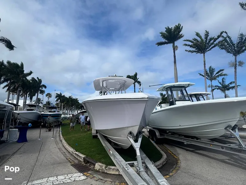 Slide: The Image of Bahama 35 CC 2027 - 16324714