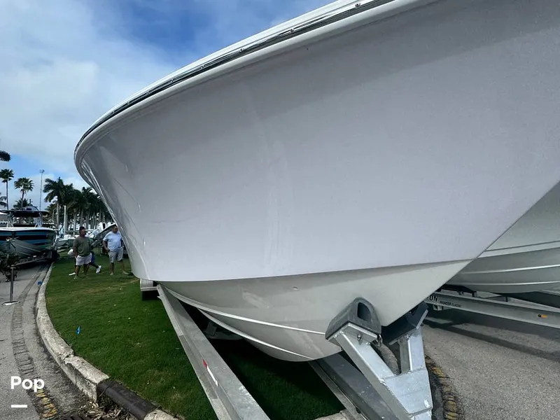 Slide: The Image of Bahama 35 CC 2027 - 16324715