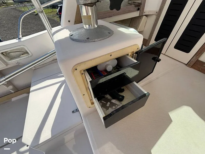 Slide: The Image of Grady-White 272 Sailfish 1997 - 16340552