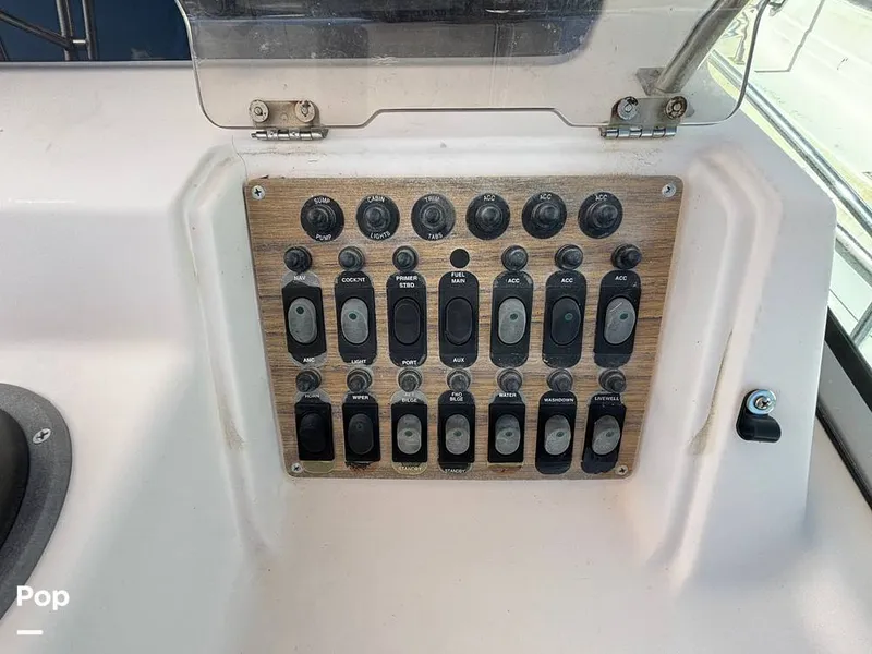 Slide: The Image of Grady-White 272 Sailfish 1997 - 16340558