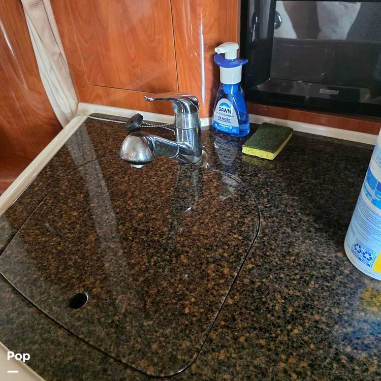 Slide: The Image of Four Winns Vista 348 2006 - 16315112