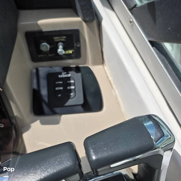 Slide: The Image of Four Winns Vista 348 2006 - 16315212