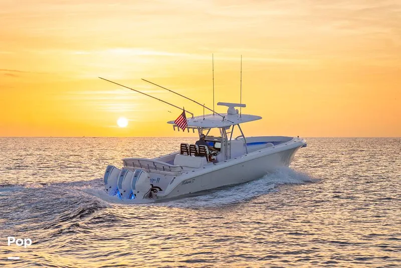 Slide: The Image of Bahama 37 CC 2027 - 16304593