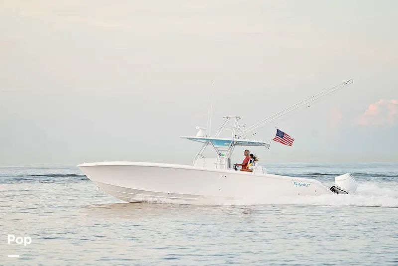 Slide: The Image of Bahama 37 CC 2027 - 16304594