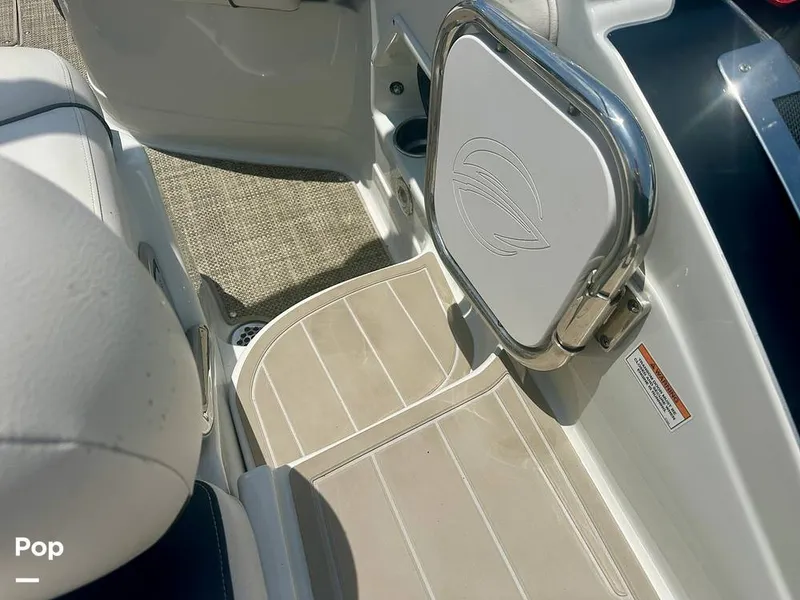 Slide: The Image of Transom Door - 16521769