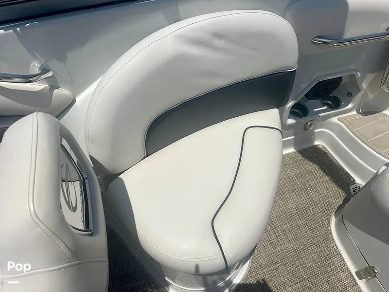 Slide: The Image of Crownline Boats E2 2017 - 16521771