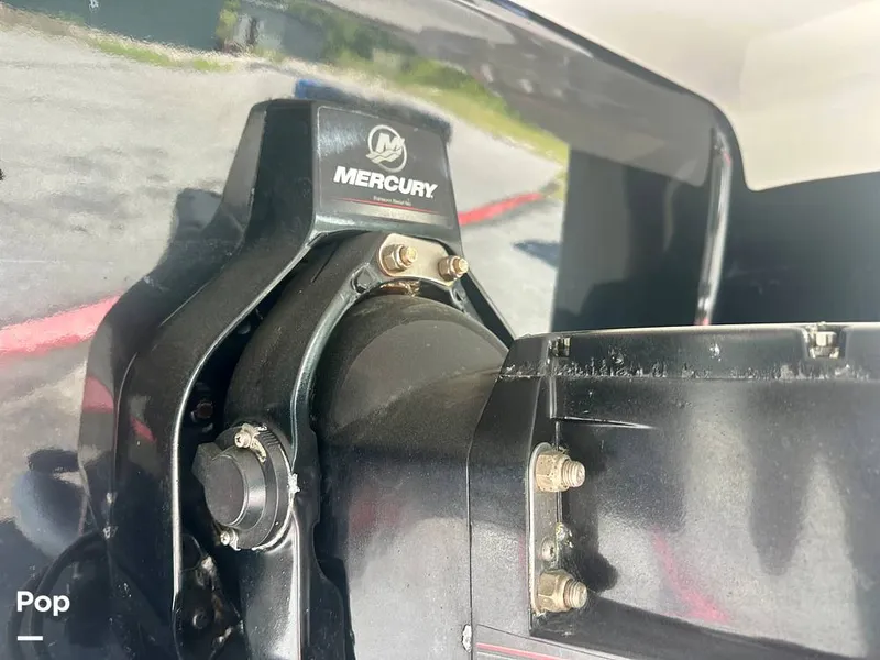Slide: The Image of Crownline Boats E2 2017 - 16521800