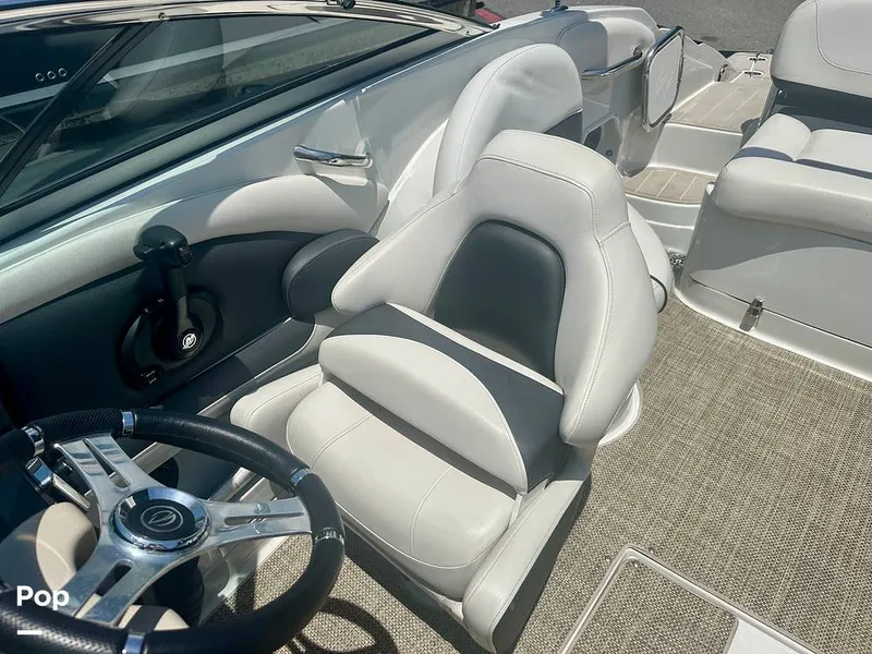 Slide: The Image of Captain's Chair - 16521687