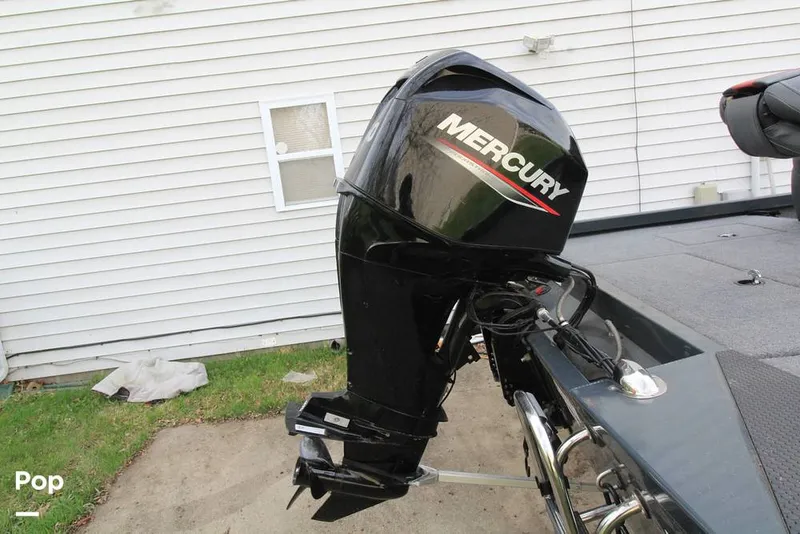 Slide: The Image of 2024 Mercury 60HP - 16326943