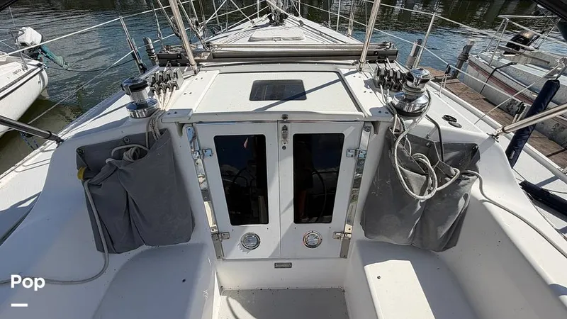 Slide: The Image of Catalina 320 Sloop 2006 - 16336890