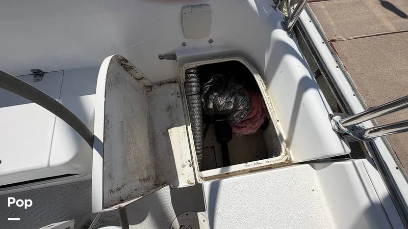 Slide: The Image of Catalina 320 Sloop 2006 - 16336837