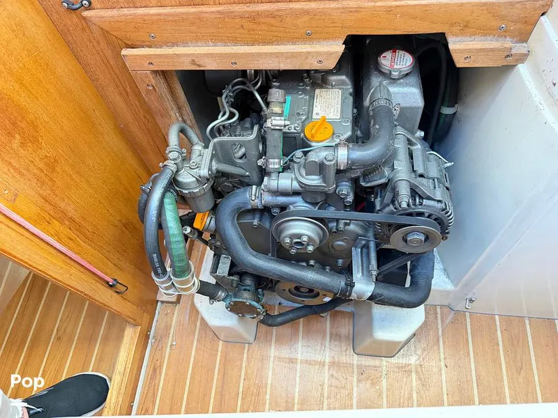 Slide: The Image of Catalina 320 Sloop 2006 - 16336891