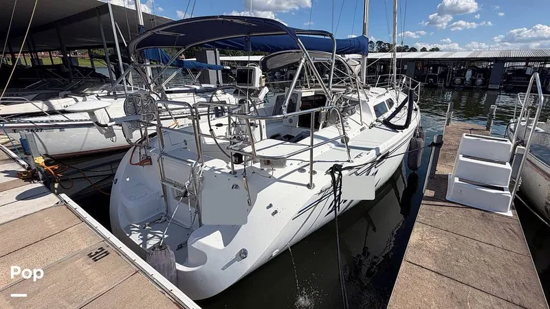 Slide: The Image of Catalina 320 Sloop 2006 - 16336864