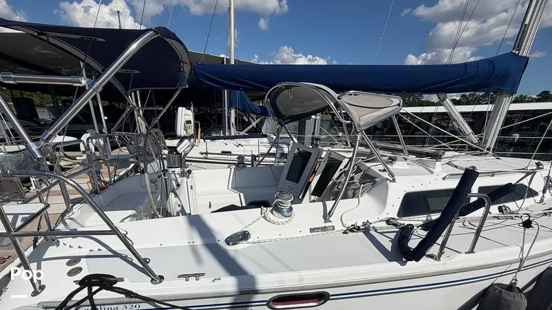 Slide: The Image of Catalina 320 Sloop 2006 - 16336869