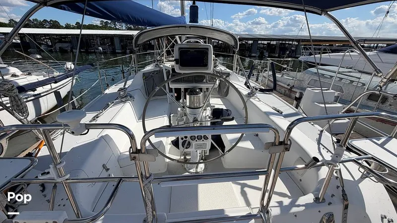 Slide: The Image of Catalina 320 Sloop 2006 - 16336886