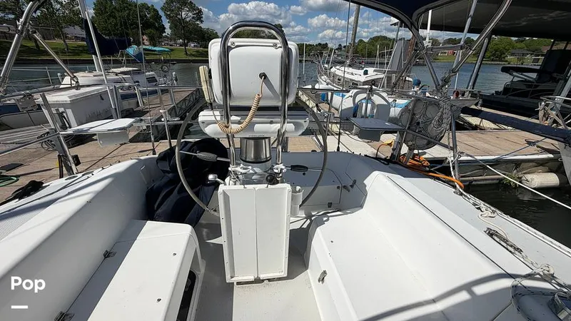 Slide: The Image of Catalina 320 Sloop 2006 - 16336892