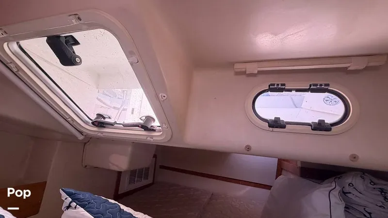 Slide: The Image of Catalina 320 Sloop 2006 - 16336710