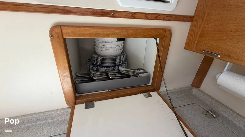 Slide: The Image of Catalina 320 Sloop 2006 - 16336719