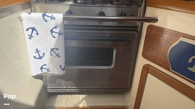 Slide: The Image of Catalina 320 Sloop 2006 - 16336725