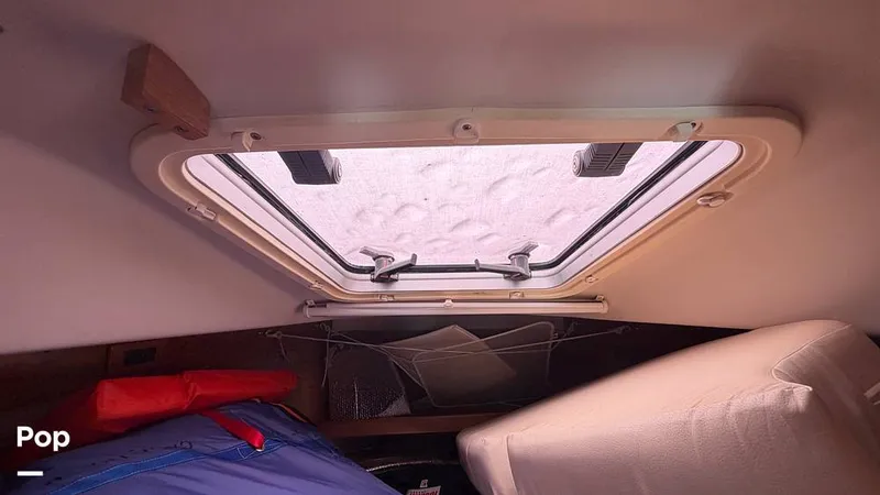 Slide: The Image of Catalina 320 Sloop 2006 - 16336750