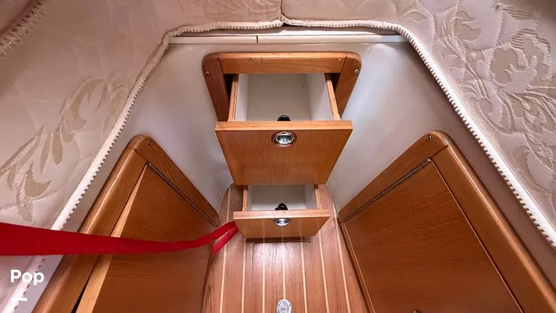 Slide: The Image of Catalina 320 Sloop 2006 - 16336754