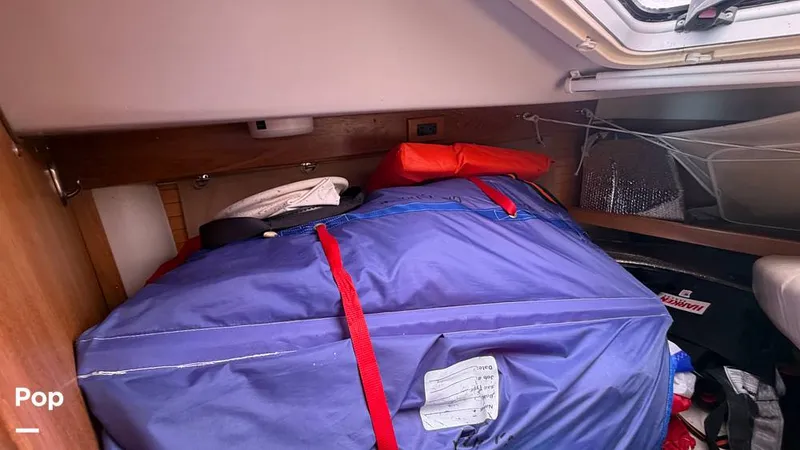 Slide: The Image of Catalina 320 Sloop 2006 - 16336756