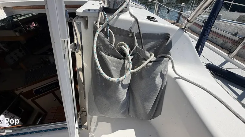 Slide: The Image of Catalina 320 Sloop 2006 - 16336813