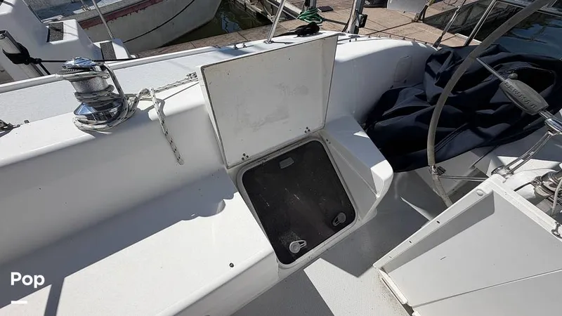 Slide: The Image of Catalina 320 Sloop 2006 - 16336816