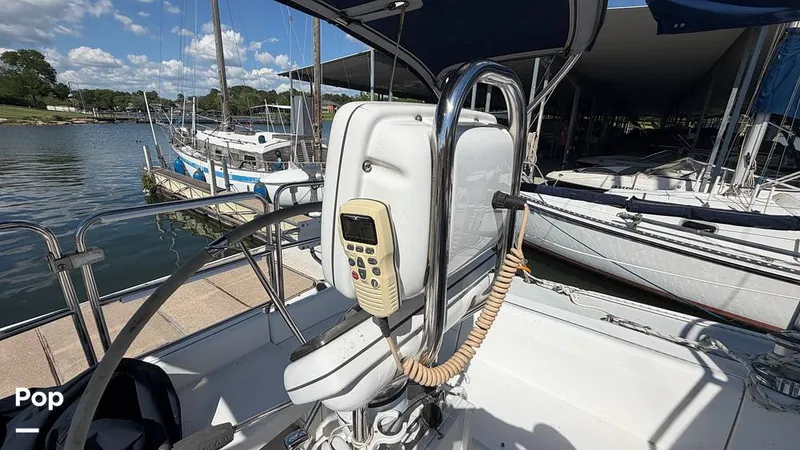 Slide: The Image of Catalina 320 Sloop 2006 - 16336824